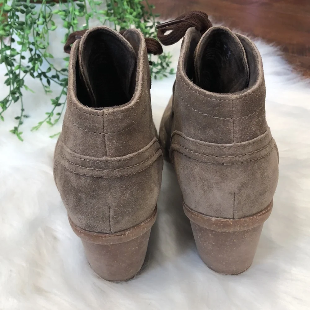 Clarks ankle boots